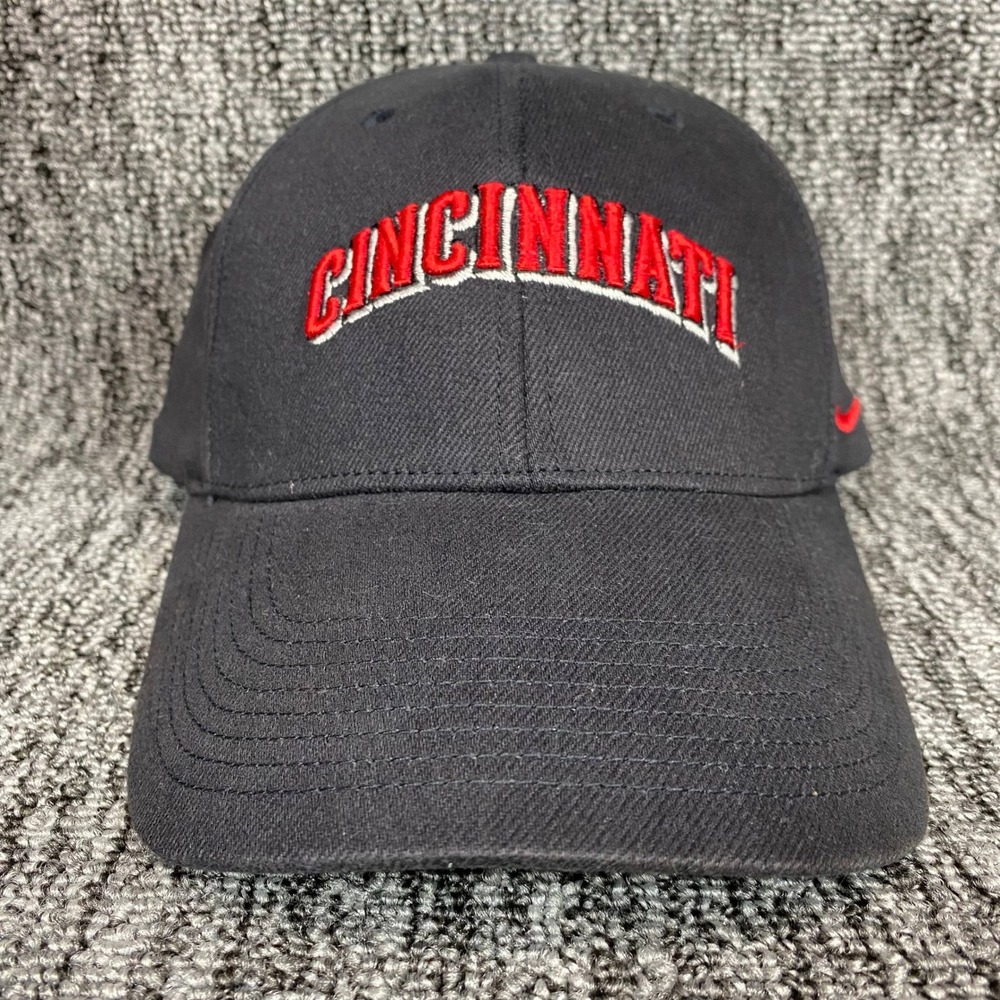 Nike Cincinnati Reds Baseball Hat Mens L Black Embroidered Fitted Cap